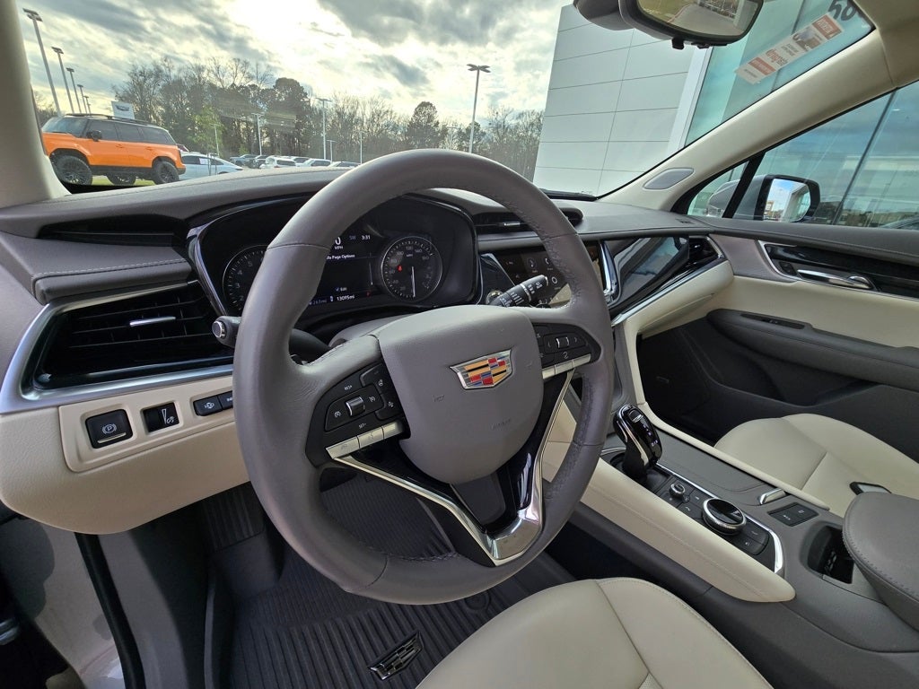 2024 Cadillac XT6 Premium Luxury