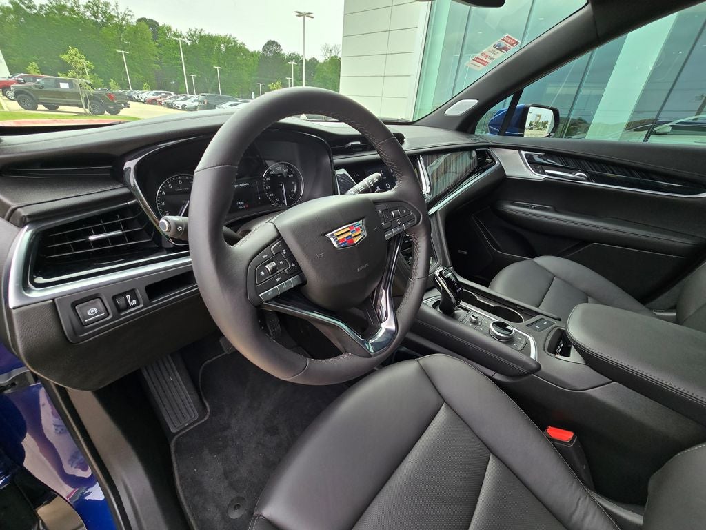 2025 Cadillac XT6 Premium Luxury