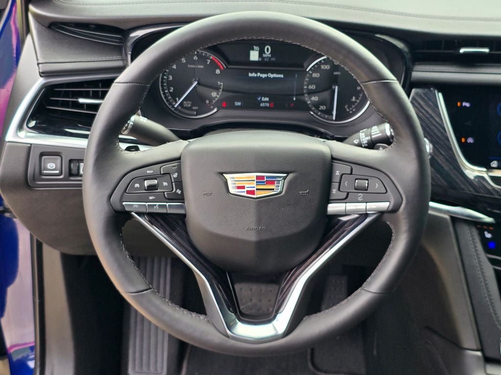 2025 Cadillac XT6 Premium Luxury