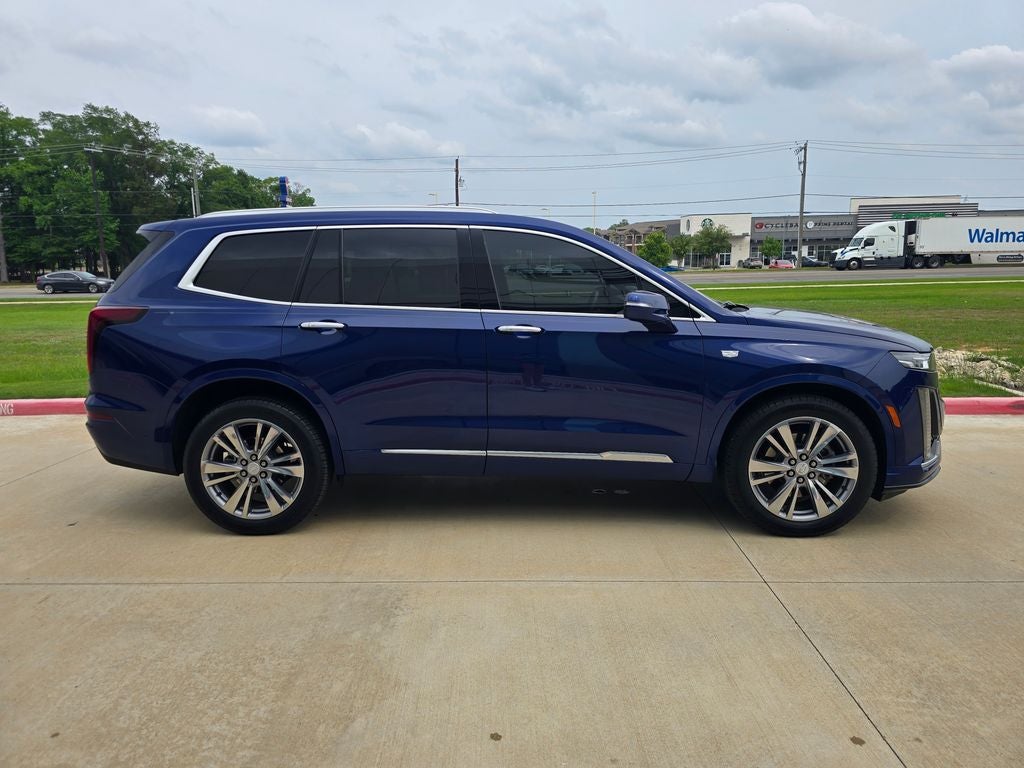 2025 Cadillac XT6 Premium Luxury