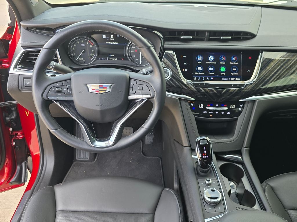 2024 Cadillac XT6 Premium Luxury