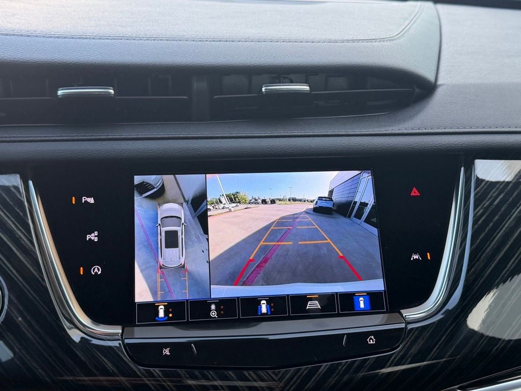 2025 Cadillac XT6 Premium Luxury