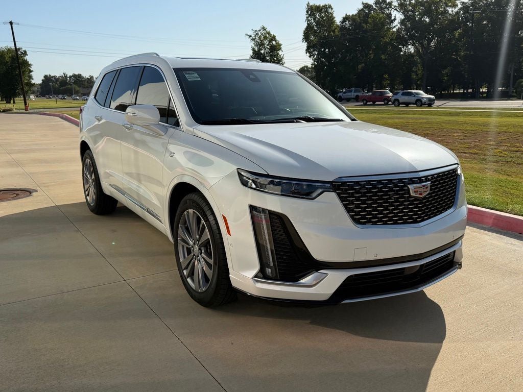 2025 Cadillac XT6 Premium Luxury