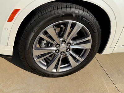 2025 Cadillac XT6 Premium Luxury