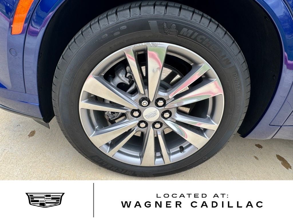 2024 Cadillac XT6 Premium Luxury