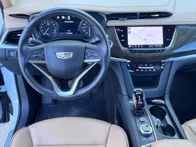 2023 Cadillac XT6 Premium Luxury