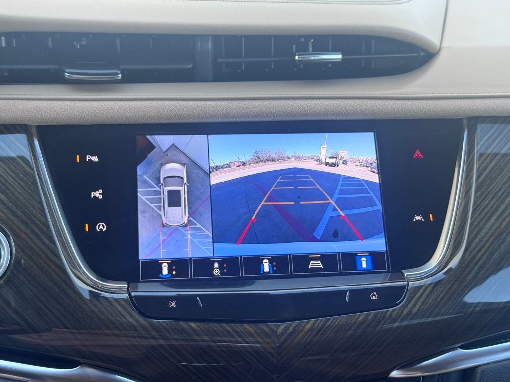 2023 Cadillac XT6 Premium Luxury