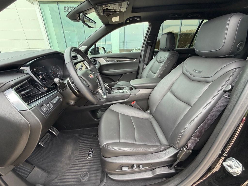 2025 Cadillac XT6 Sport