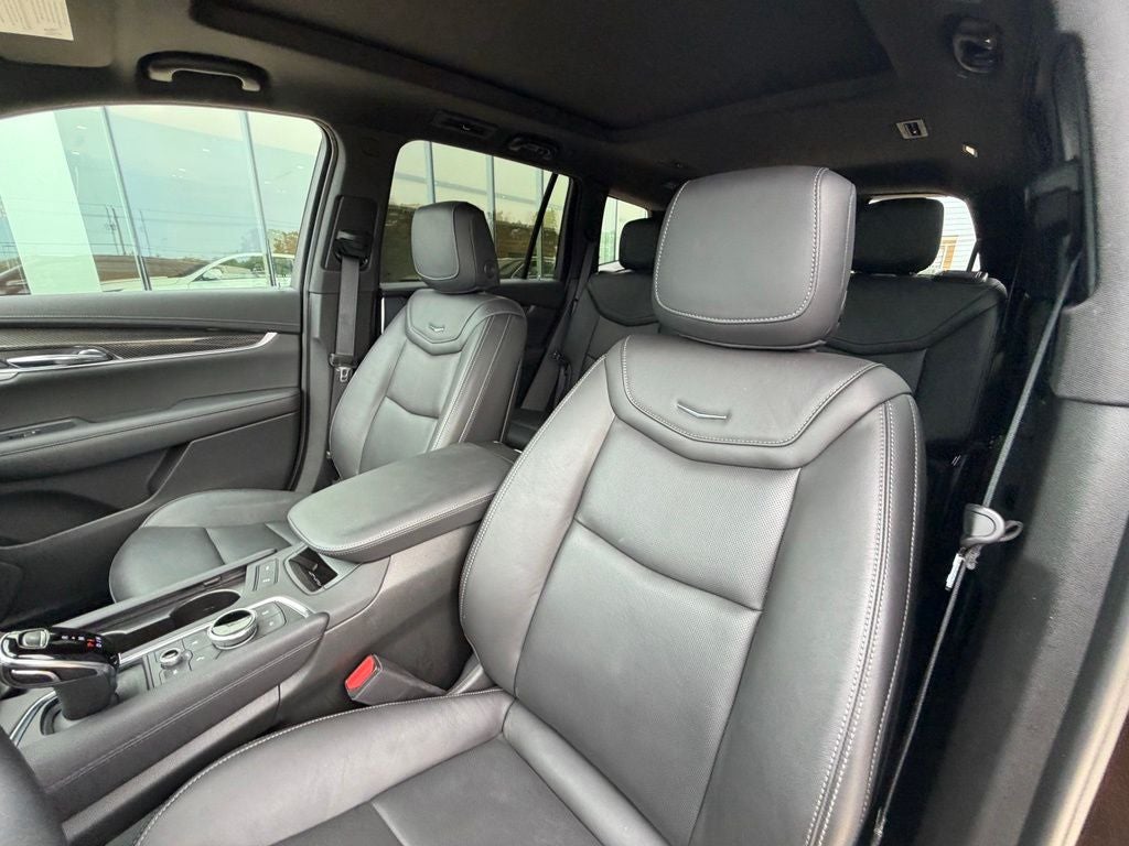 2025 Cadillac XT6 Sport