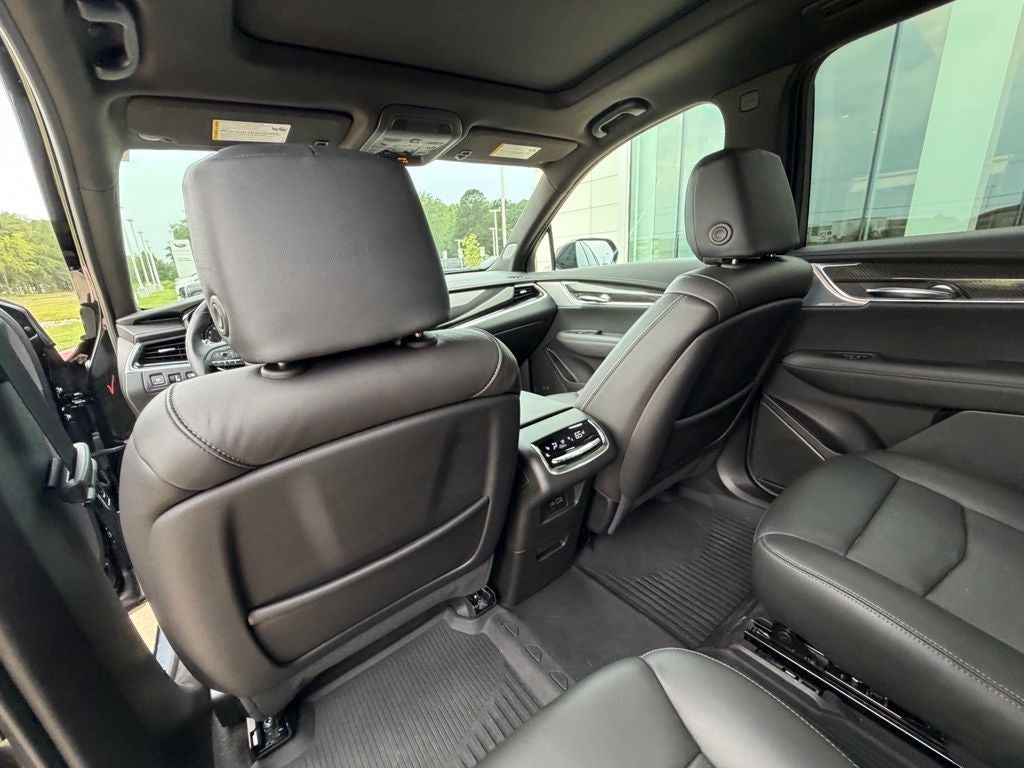 2025 Cadillac XT6 Sport