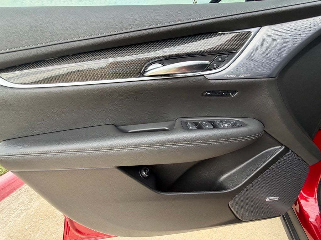 2024 Cadillac XT6 Sport