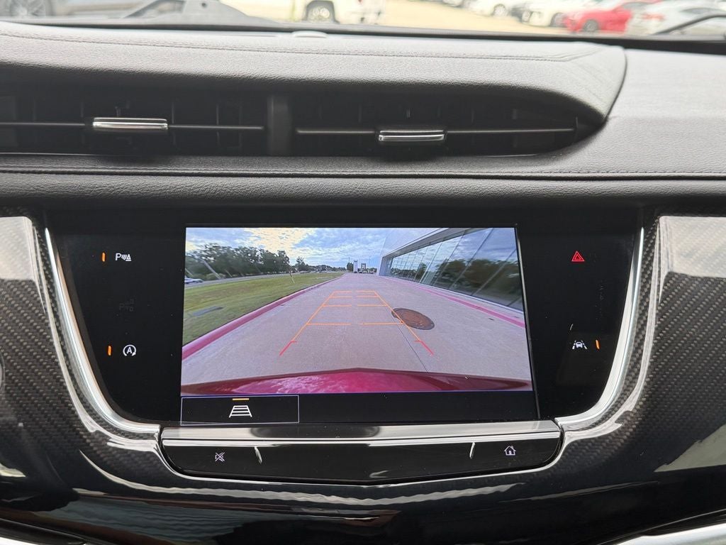 2024 Cadillac XT6 Sport