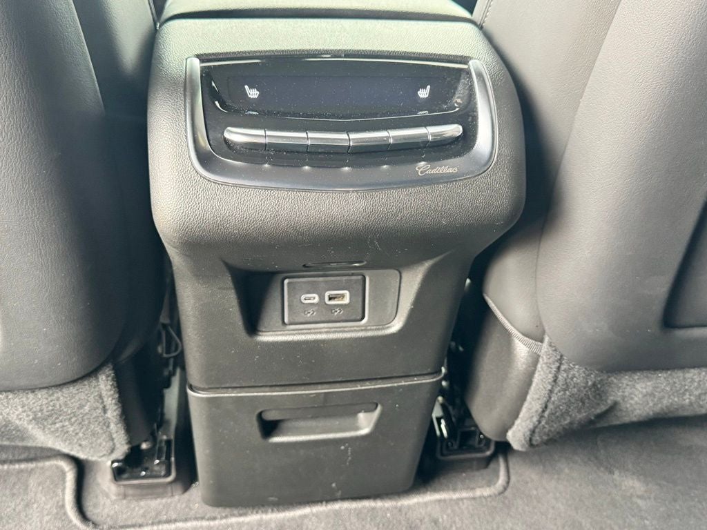 2024 Cadillac XT6 Sport