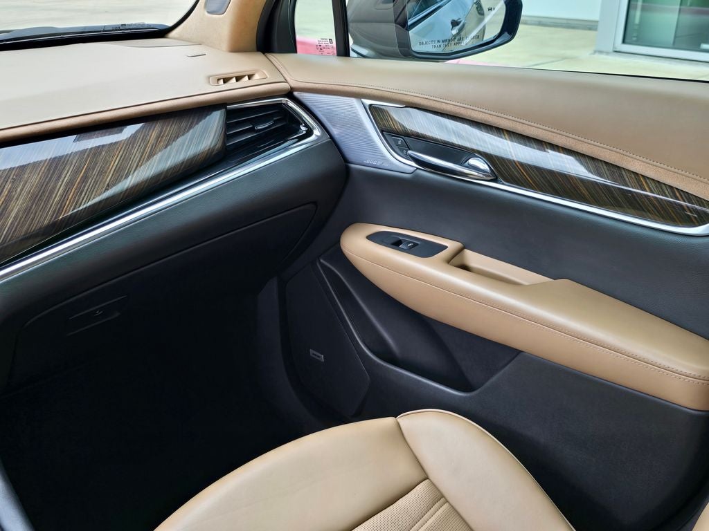 2023 Cadillac XT6 Sport