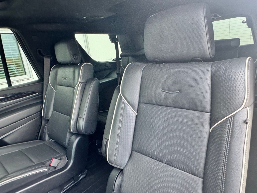 2022 Cadillac Escalade Sport