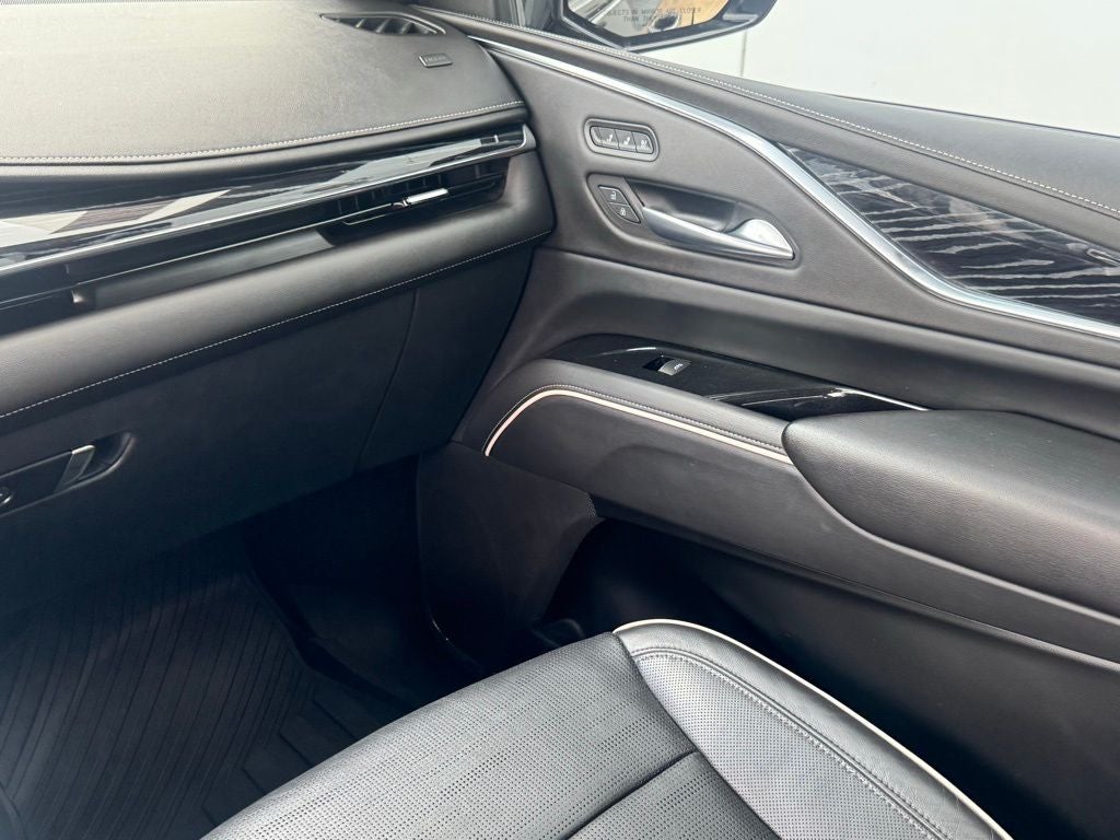2022 Cadillac Escalade Sport
