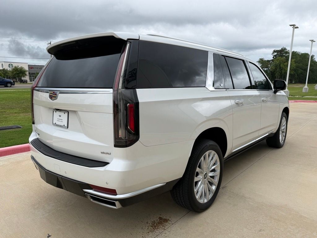 2023 Cadillac Escalade ESV Luxury