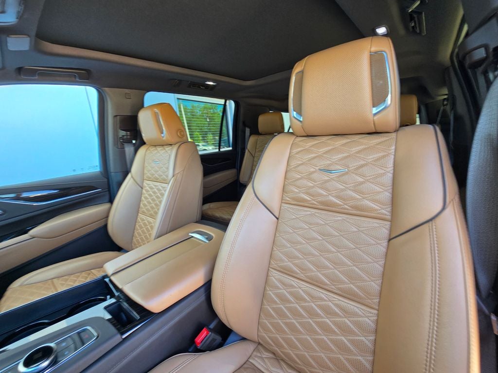 2022 Cadillac Escalade ESV Premium