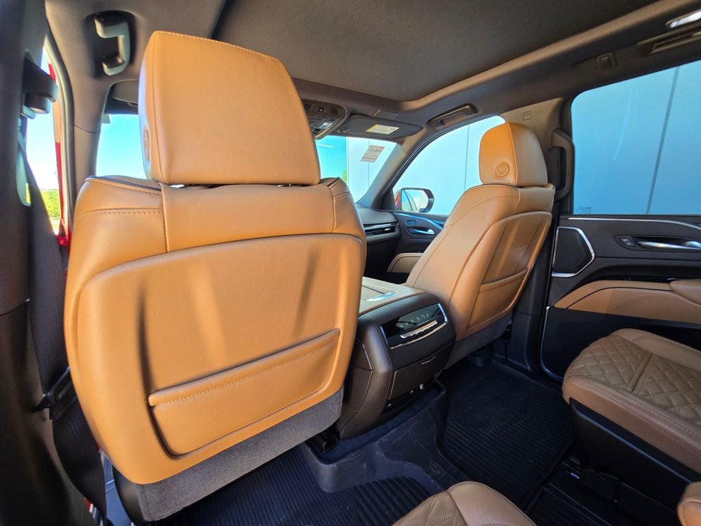 2022 Cadillac Escalade ESV Premium