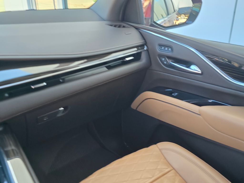 2022 Cadillac Escalade ESV Premium