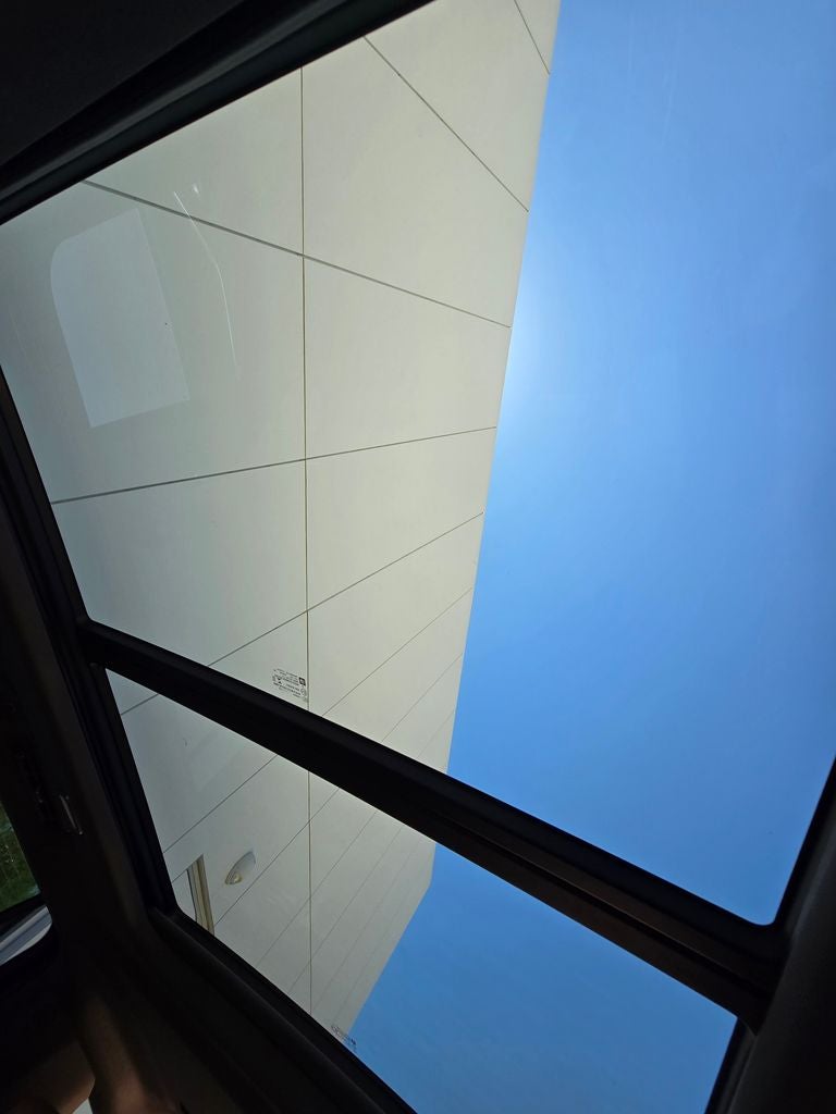 2022 Cadillac Escalade ESV Premium