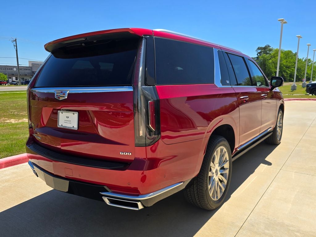 2022 Cadillac Escalade ESV Premium