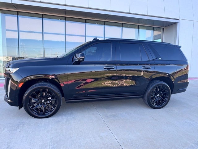 2023 Cadillac Escalade Sport