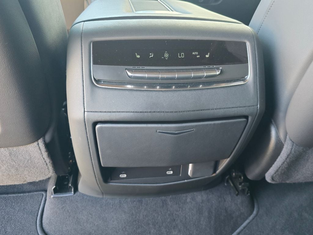 2024 Cadillac Escalade Sport