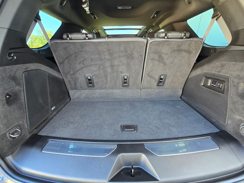 2024 Cadillac Escalade Sport