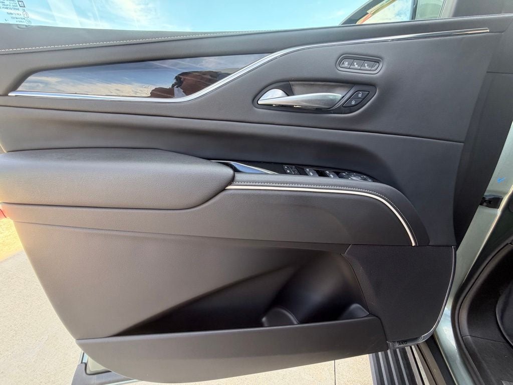 2024 Cadillac Escalade Sport