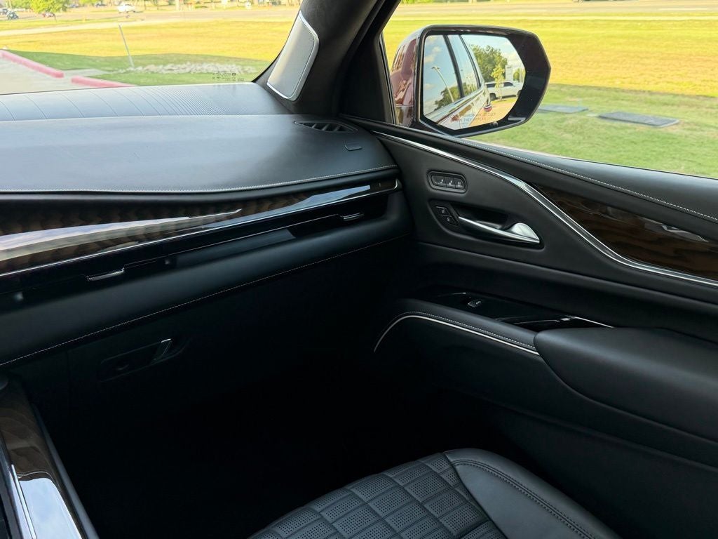 2024 Cadillac Escalade Sport Platinum