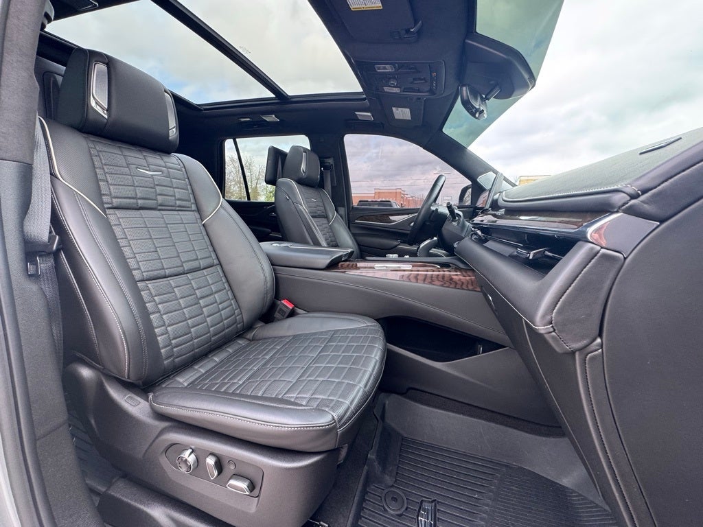 2024 Cadillac Escalade Sport Platinum