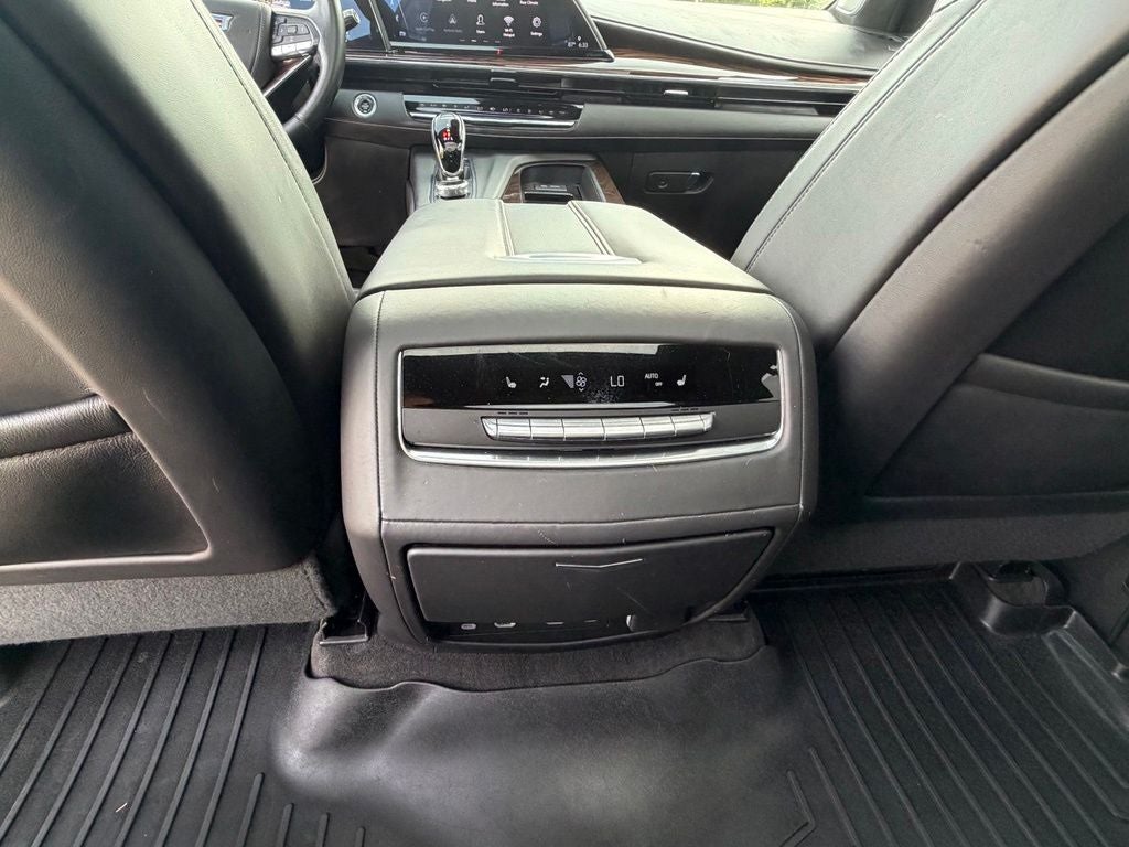 2022 Cadillac Escalade Sport Platinum