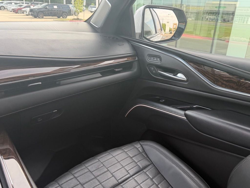 2022 Cadillac Escalade Sport Platinum
