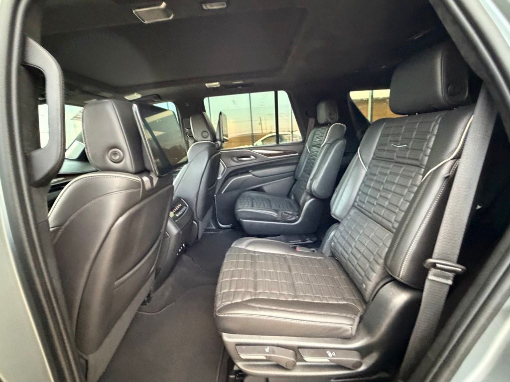 2023 Cadillac Escalade Sport Platinum