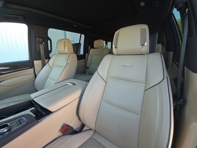 2023 Cadillac Escalade ESV Premium