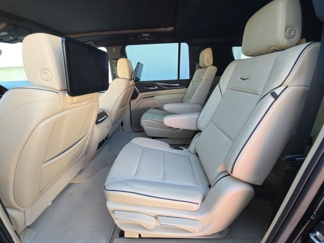2023 Cadillac Escalade ESV Premium