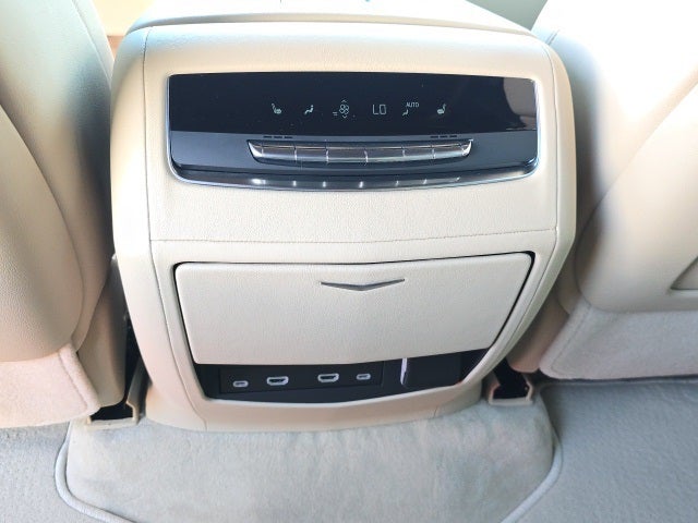 2023 Cadillac Escalade ESV Premium