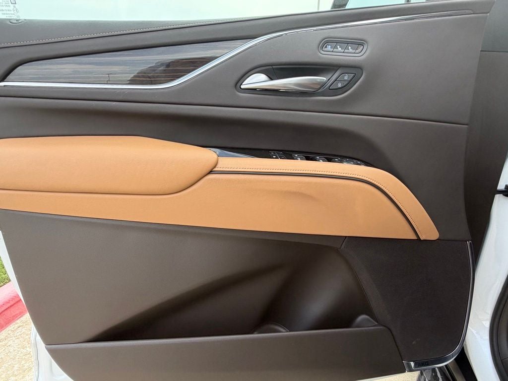 2024 Cadillac Escalade ESV Premium