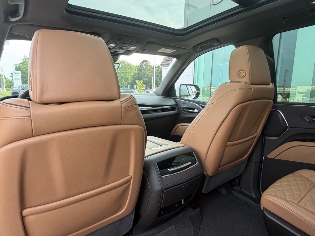 2024 Cadillac Escalade ESV Premium