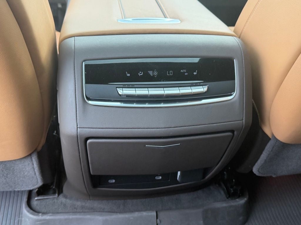 2024 Cadillac Escalade ESV Premium