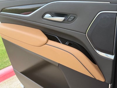 2024 Cadillac Escalade ESV Premium
