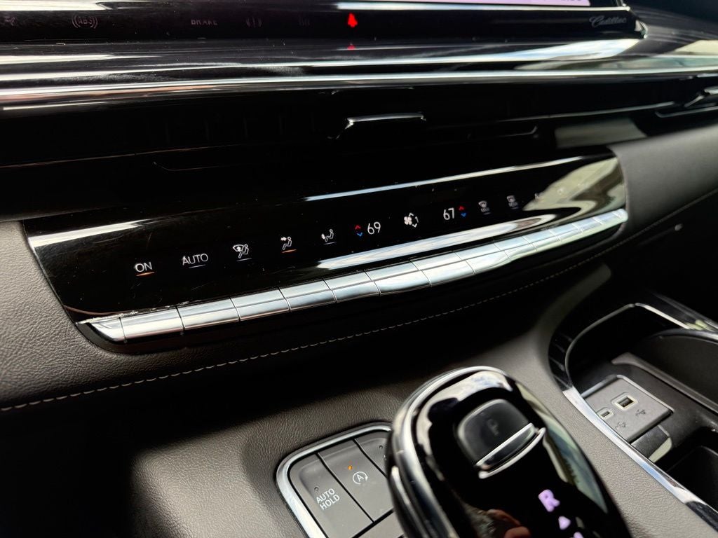 2023 Cadillac Escalade ESV Sport