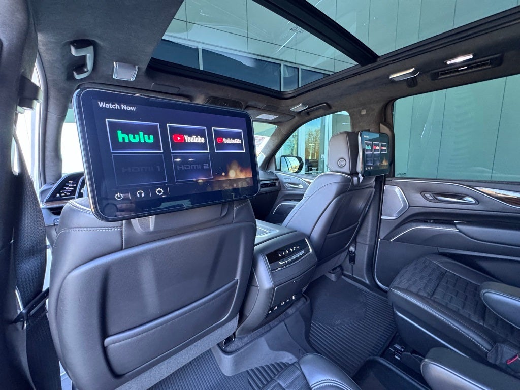 2023 Cadillac Escalade ESV Sport Platinum