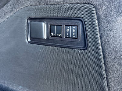 2023 Cadillac Escalade ESV Sport Platinum