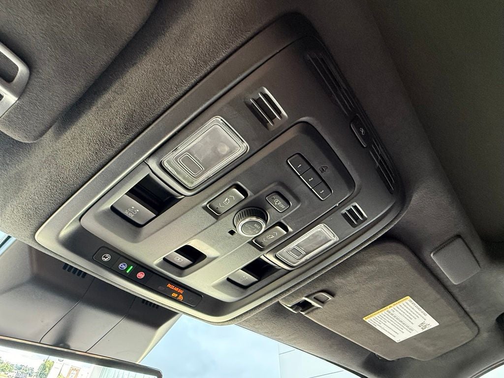 2024 Cadillac Escalade ESV Sport Platinum