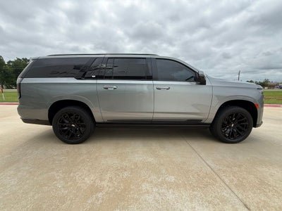 2024 Cadillac Escalade ESV Sport Platinum