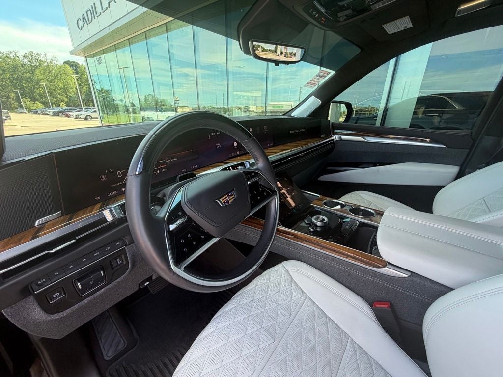 2025 Cadillac Escalade Sport Platinum