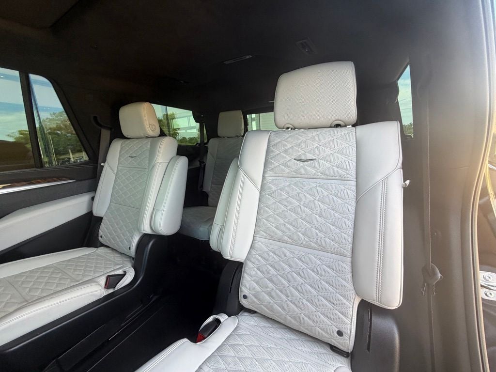 2025 Cadillac Escalade Sport Platinum