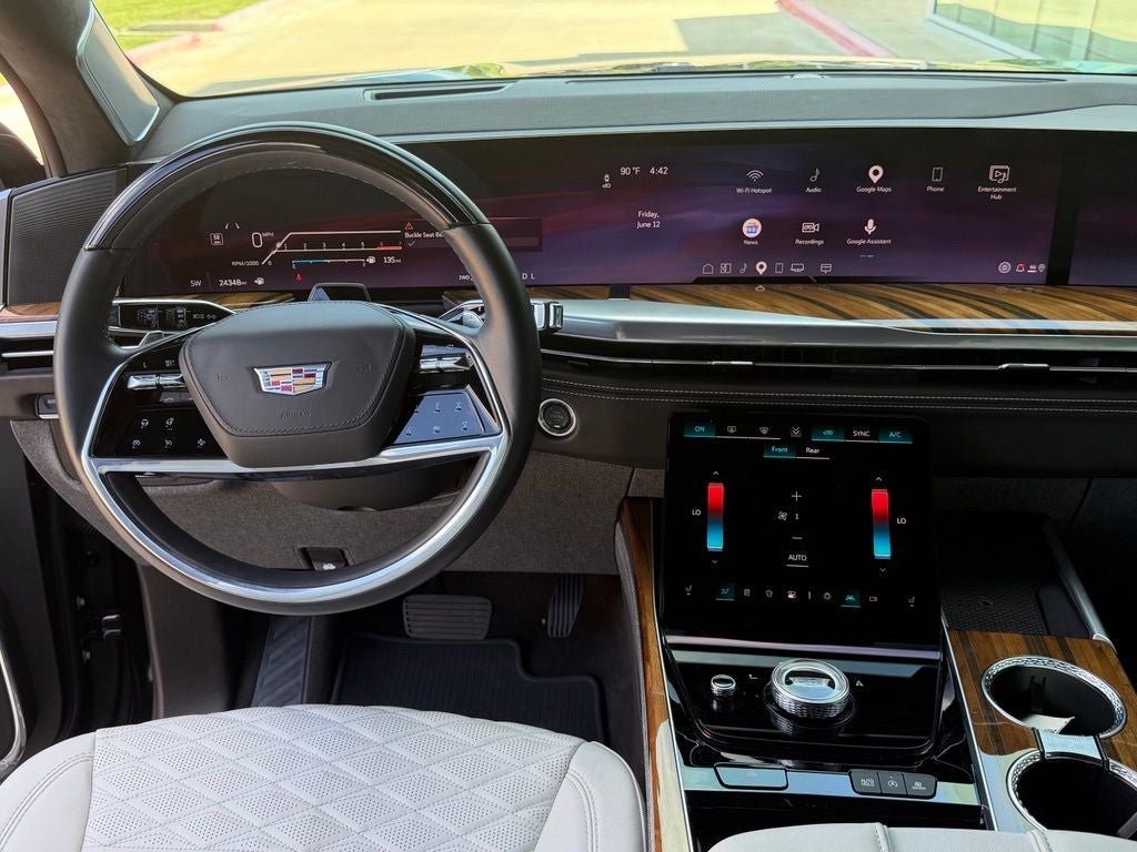 2025 Cadillac Escalade Sport Platinum